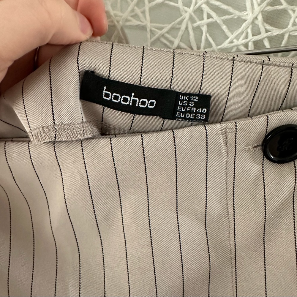 Boohoo Black and White Striped Mini Skirt - Picture 3 of 5